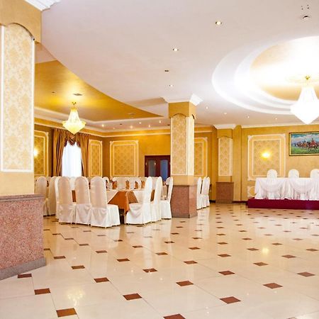Ak Samal Hotel Karagandy Екстериор снимка